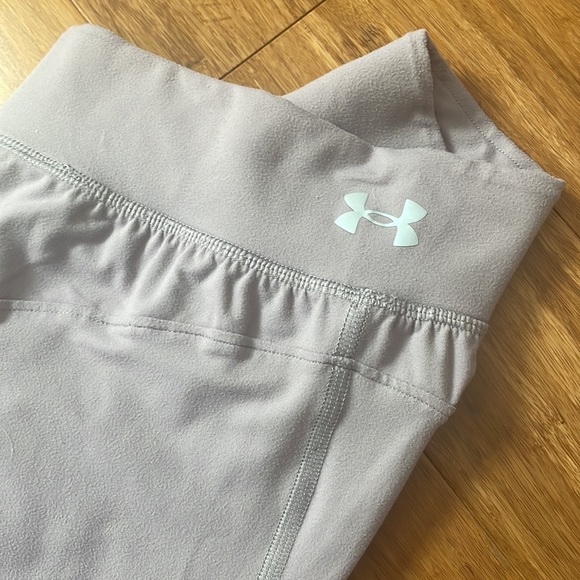 gently worn Under Armour lilac joggers - Picture 5 of 6